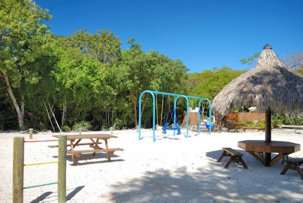 Tavernier Welcome To The Pelican Lodge ! מראה חיצוני תמונה